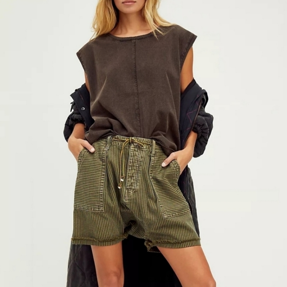 Free People We The Free Kasee Muscle Tee in Raven Feather - Picture 5 of 9
